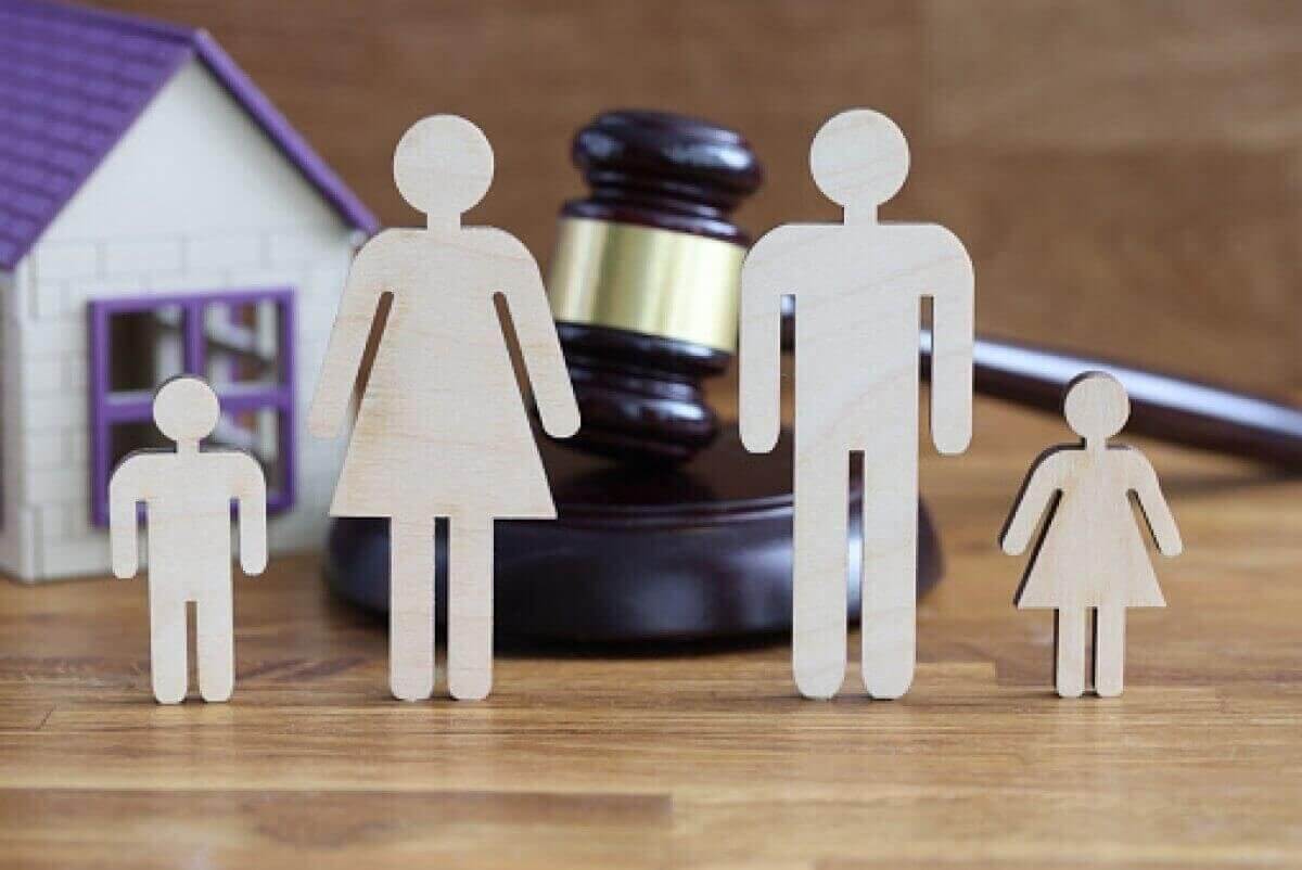 Мужчину с многомиллионным долгом перед своими детьми арестовали на трое суток в Байконуре