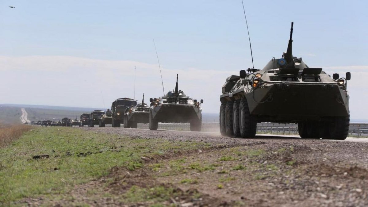 Минобороны предупредило о передвижении военной техники в трех областях