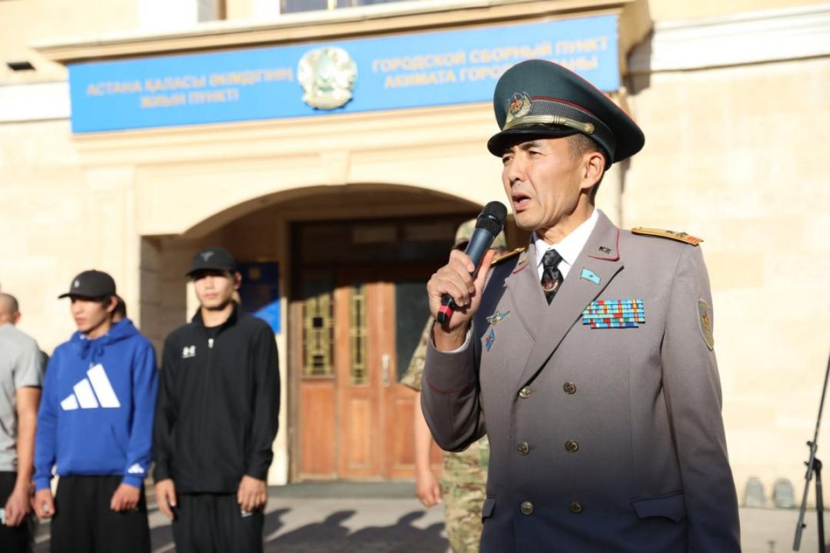 В строю – призывники