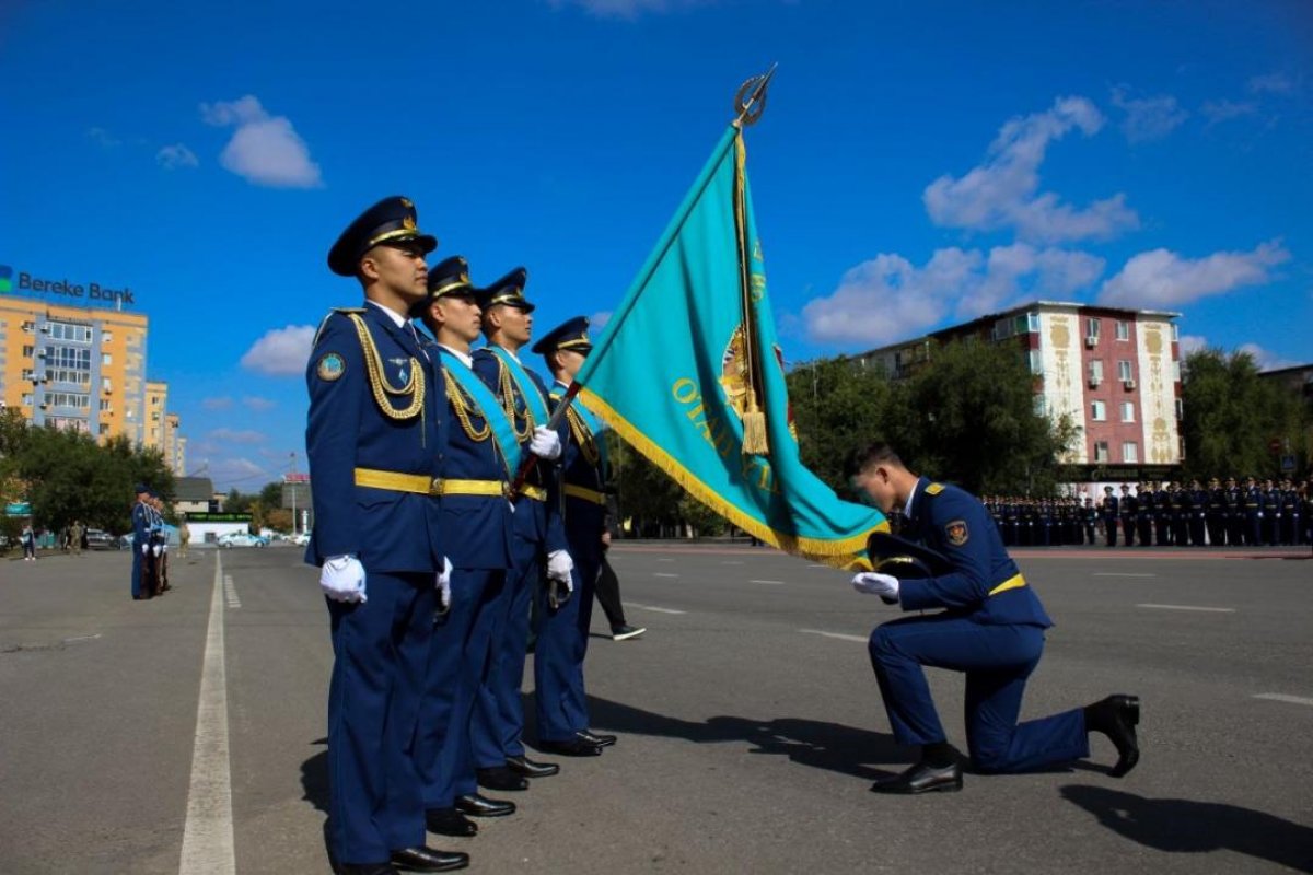 Около 70 выпускников Военного института Сил воздушной обороны получили первые офицерские звания