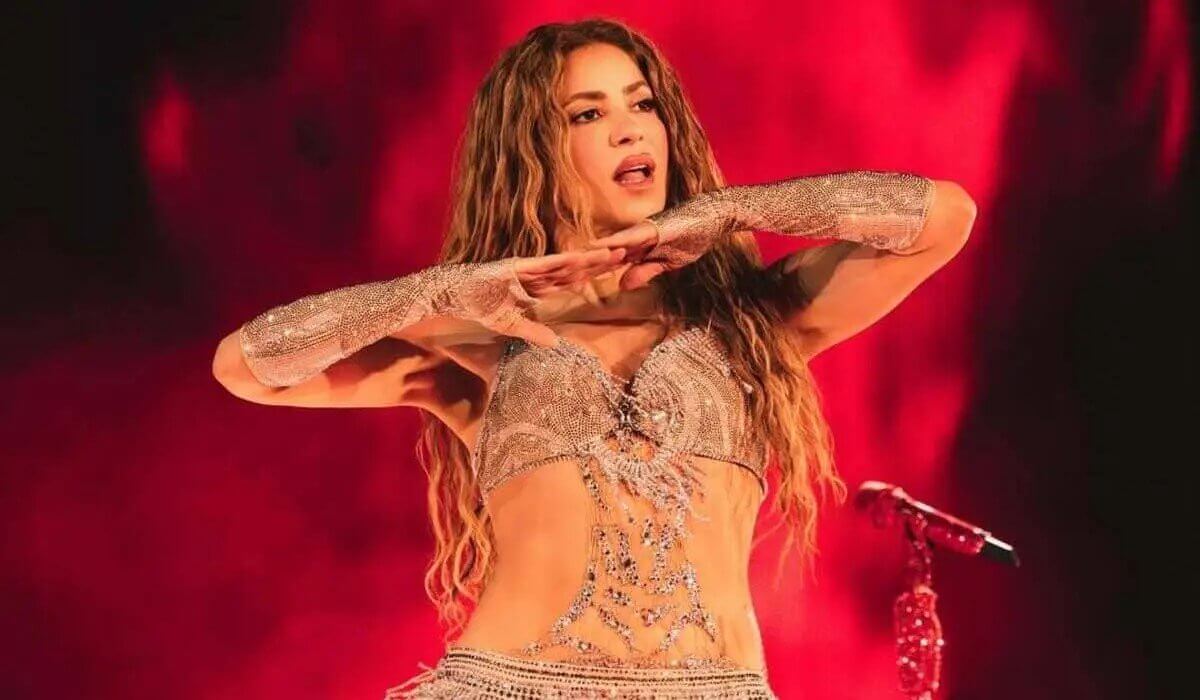 Казахстанцы скупили более 80% билетов среди зарубежных зрителей на концерт Шакиры в Бишкеке