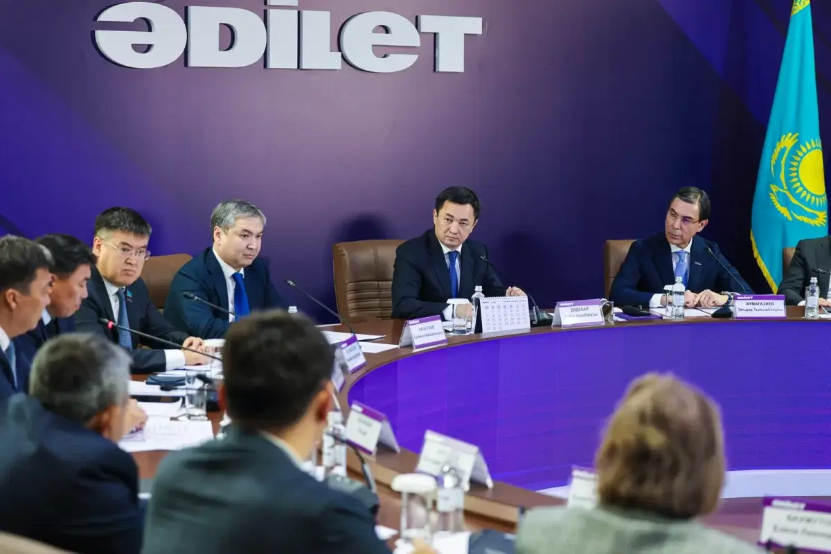 Партия "Әділет" предложила увеличить долю среднего бизнеса до 20%