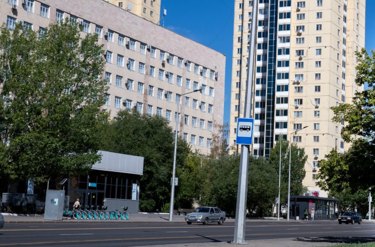 Доступ к важной остановке закрыли в Астане