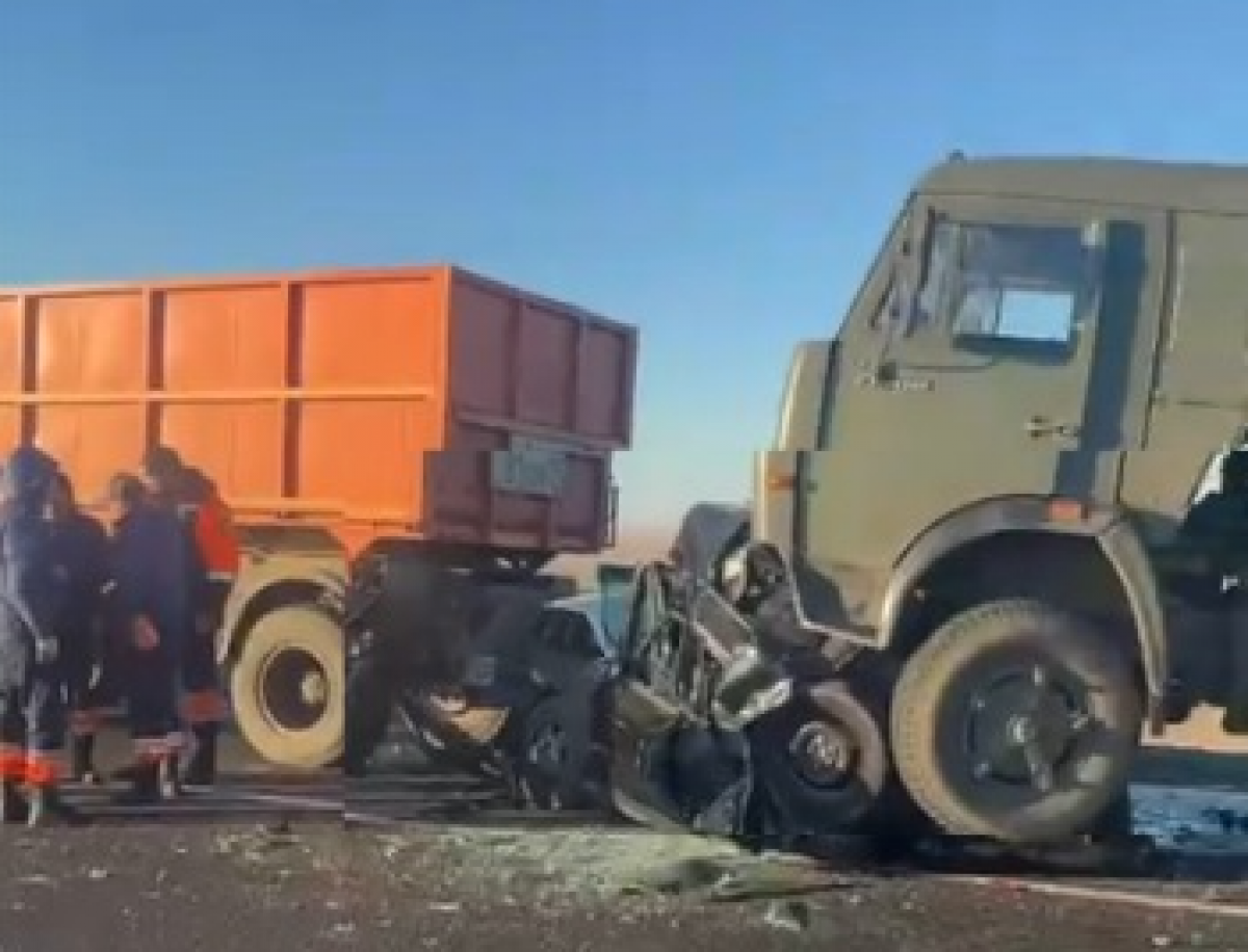 Директор детсада и две воспитательницы погибли в ДТП на трассе в СКО (ВИДЕО)
