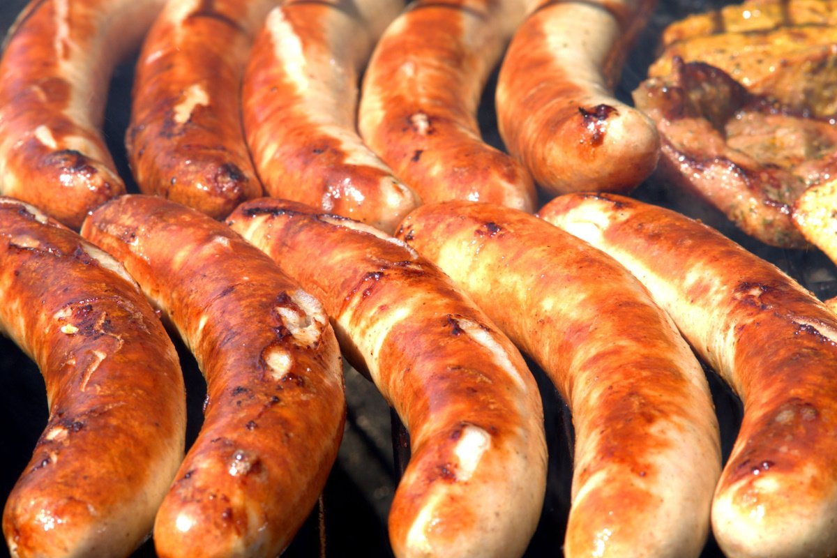 Опасное мясо: в СКО накрыли подпольный мясной цех