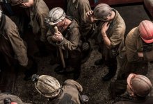 Группа шахтеров обвинила начальника смены в вымогательстве в Караганде