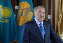 Нурсултан Назарбаев поздравил Президента Узбекистана с днем рождения