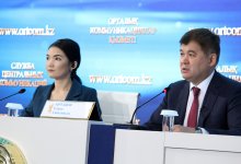 Теперь о безопасности кафе вы сможете узнать по вывескам на двери