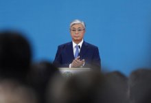 Касым-Жомарт Токаев поручил увеличить зарплату педагогов вдвое