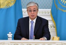 Токаев поблагодарил жителей поселка Гульдала и алматинцев