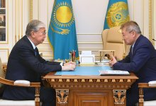 Токаев поручил Ахметову помочь каждой малообеспеченной семье ВКО