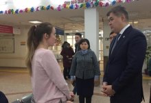 Биртанов встретился с матерью двухлетней астанчанки, впавшей в кому после посещения стоматолога