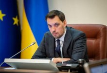 Премьер-министр Украины признался в профнепригодности и фантазиях