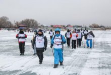 Казахстанцам предложили пересечь Балхаш по льду