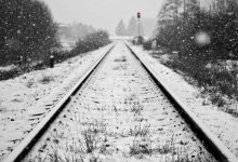 Обе ноги потеряла карагандинка, попав под поезд