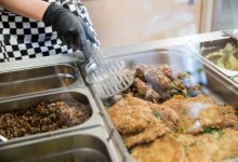 Проверка школьных столовых в Алматы: детей кормили несвежей едой