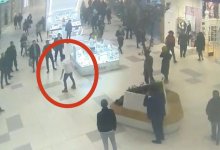 Иностранец ранил себя ножом на глазах посетителей торгового центра в Нур-Султане