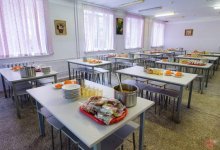 С первого сентября младшеклассников будут кормить бесплатно в Карагандинской области