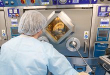 Ученые узнали, как коронавирус попал на уханьский рынок морепродуктов