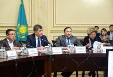 Минздрав Казахстана обещает сделать вакцинацию «максимально безопасной»
