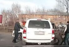 Задержание международного преступника в Алматы попало на видео