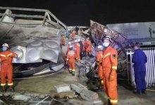 В Китае обрушился карантинный отель: около 70 человек под завалами