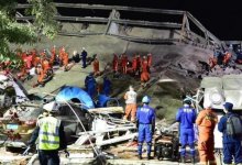 В Китае из под завалов рухнувшего отеля вытащили 49 человек