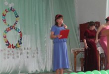 В Атырау поздравили осужденных к тюремному сроку женщин