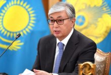 Оставшимся без доходов казахстанцам выплатят пособия - Токаев