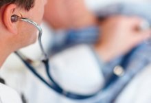 Мужчина с бронхитом прожил в машине три дня, опасаясь заразить свою семью