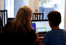 Казахстанские школьники приступают к дистанционному обучению