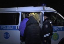 Двойной штраф: 13-летний официант обслуживал гостей рестобара во время карантина в Алматы