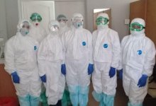 Медики инфекционного стационара в Петропавловске не снимали противочумные костюмы круглосуточно