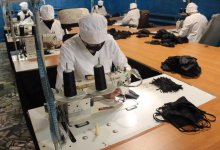 В Рудном заключенные колонии сшили детские маски и тапочки