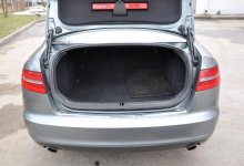 Водитель спрятал невесту в багажнике автомобиля. Свадьба не удалась в Карагандинской области