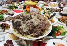 Житель ВКО организовал поминки. Всех гостей закрыли на карантин