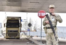 Медицинские маски, перчатки и очки на полмиллиарда тенге пытались вывезти из Казахстана в Россию