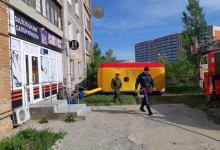 Многодетный отец за месяц три раза пытался спрыгнуть с девятого этажа в Усть-Каменогорске