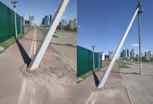 «Это безобразие»: в Нур-Султане поставили столб посреди новой велодорожки