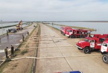 Более миллиона кубометров воды откачали из подтопленных поселков в Туркестанской области 