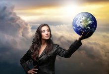 И женщины правят миром…