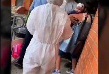 Скандал устроила жительница закрытого на карантин подъезда в Караганде