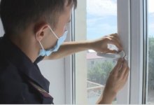 Многодетным семьям Актобе бесплатно установят блокираторы на окнах