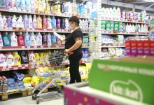 «Просто села батарейка»: в супермаркете Алматы не измеряют температуру посетителям