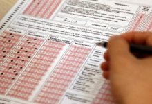 Ученик пытался пронести на ЕНТ 13 смартфонов. В МОН рассказали о нарушениях правил тестирования