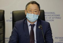 Заболевший коронавирусом экс-главный санврач Атырауской области сделал заявление