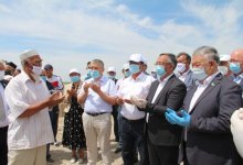 Профсоюзы Казахстана и Узбекистана оказали помощь жителям Мактаарала