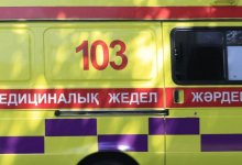 В ВКО пассажиры не пустили на паром скорую, перевозившую больного коронавирусом