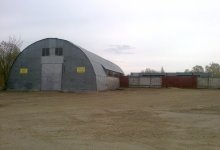 Под прикрытием: видео подготовки к тою в ангаре для спецтехники гуляет в соцсетях