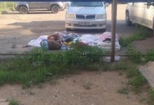 Семья из Молдовы ночует на автостоянке Уральска